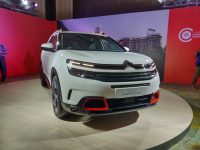 Here Is a Walkaround Video of the Citroen C5 Aircross SUV